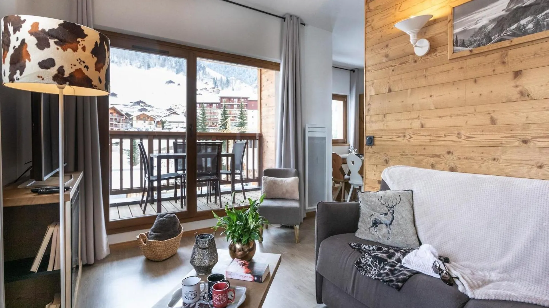 Spacious Apartment For 8 Guests, Beaufort Beaufort